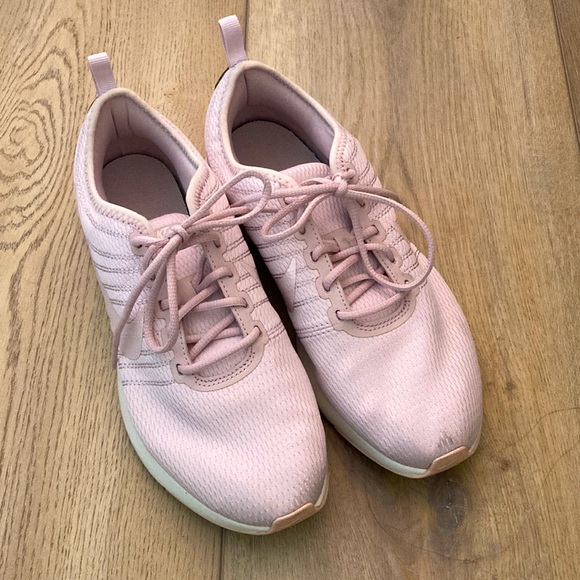 Nike Shoes - Nike Youth Pink Sneakers